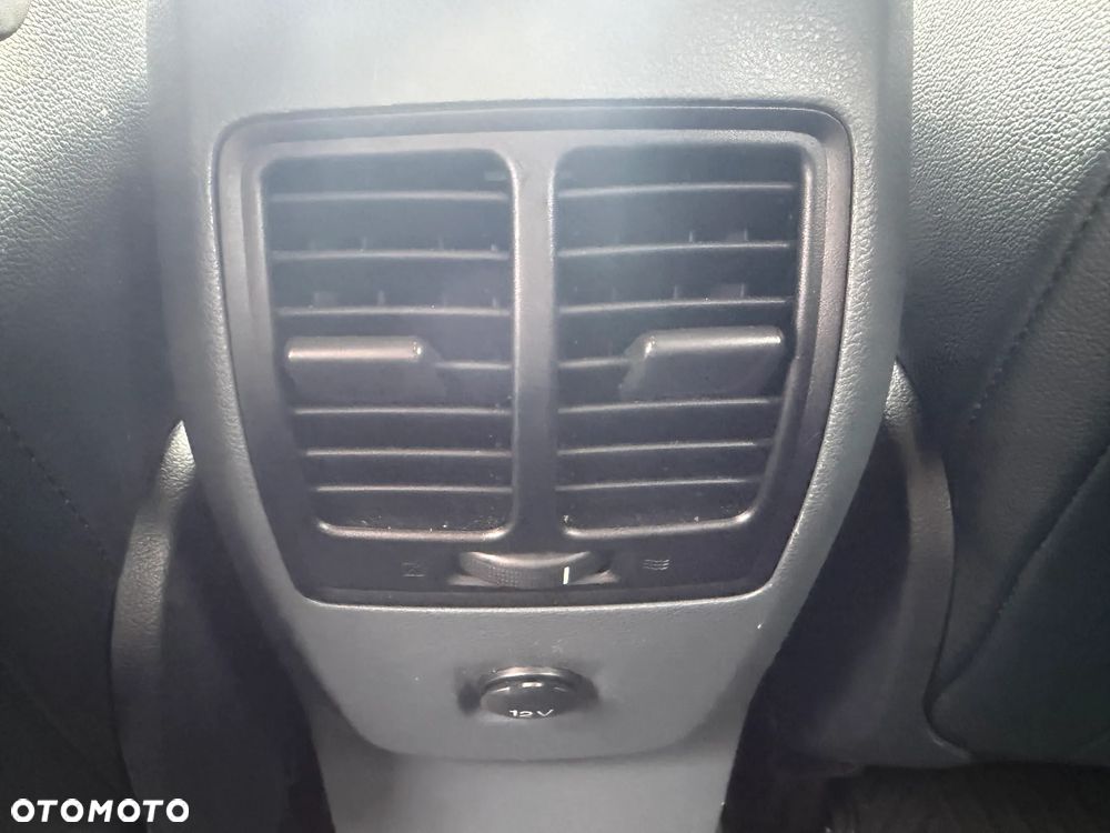 Ford C-MAX 2.0 TDCi Titanium - 32