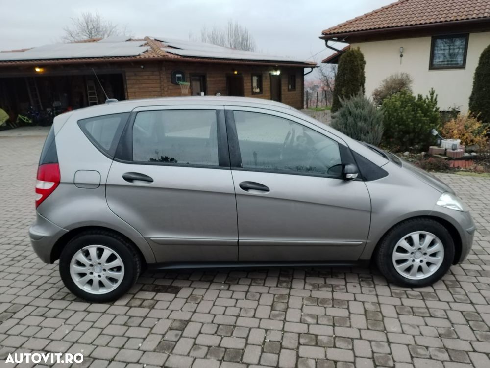 Mercedes-Benz A - 4