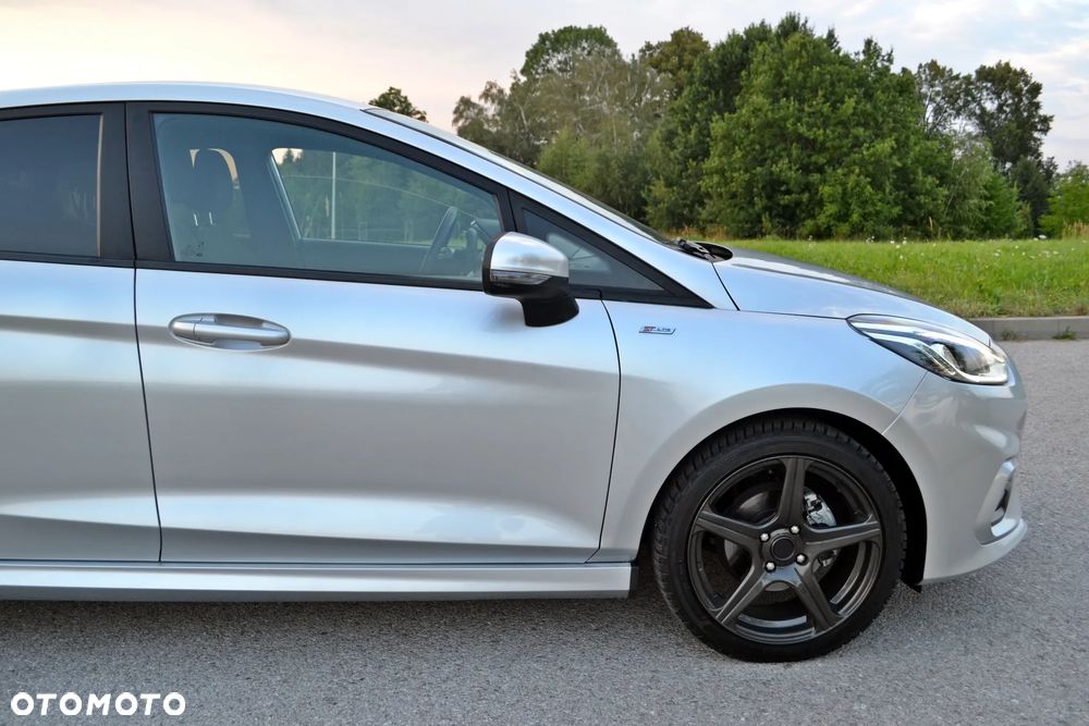 Ford Fiesta 1.0 EcoBoost S&S ST-LINE - 9