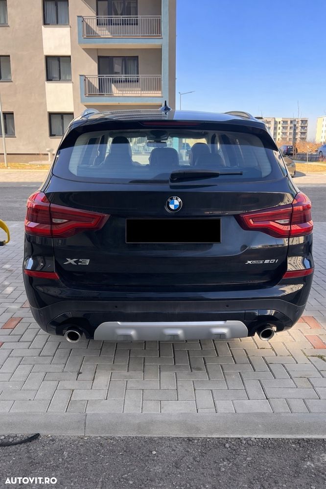 BMW X3 xDrive20i AT xLine - 2