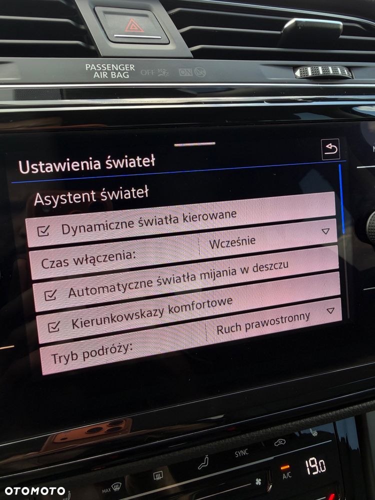 Volkswagen Touran 1.5 TSI EVO Comfortline Plus DSG - 38