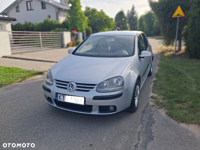 Volkswagen Golf - 1
