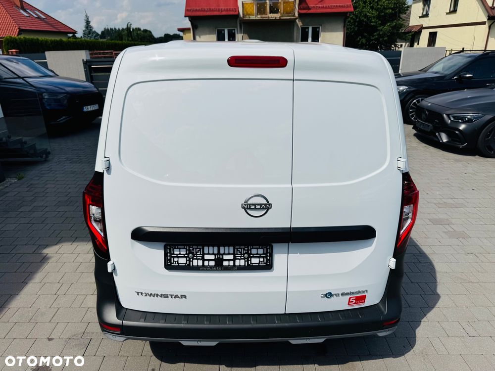 Nissan Townstar EV - 10