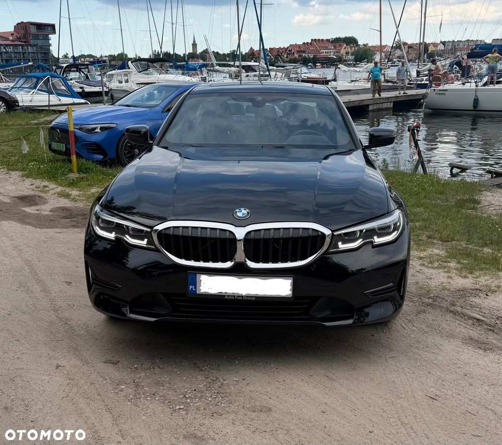BMW Seria 3 330i xDrive M Sport - 12