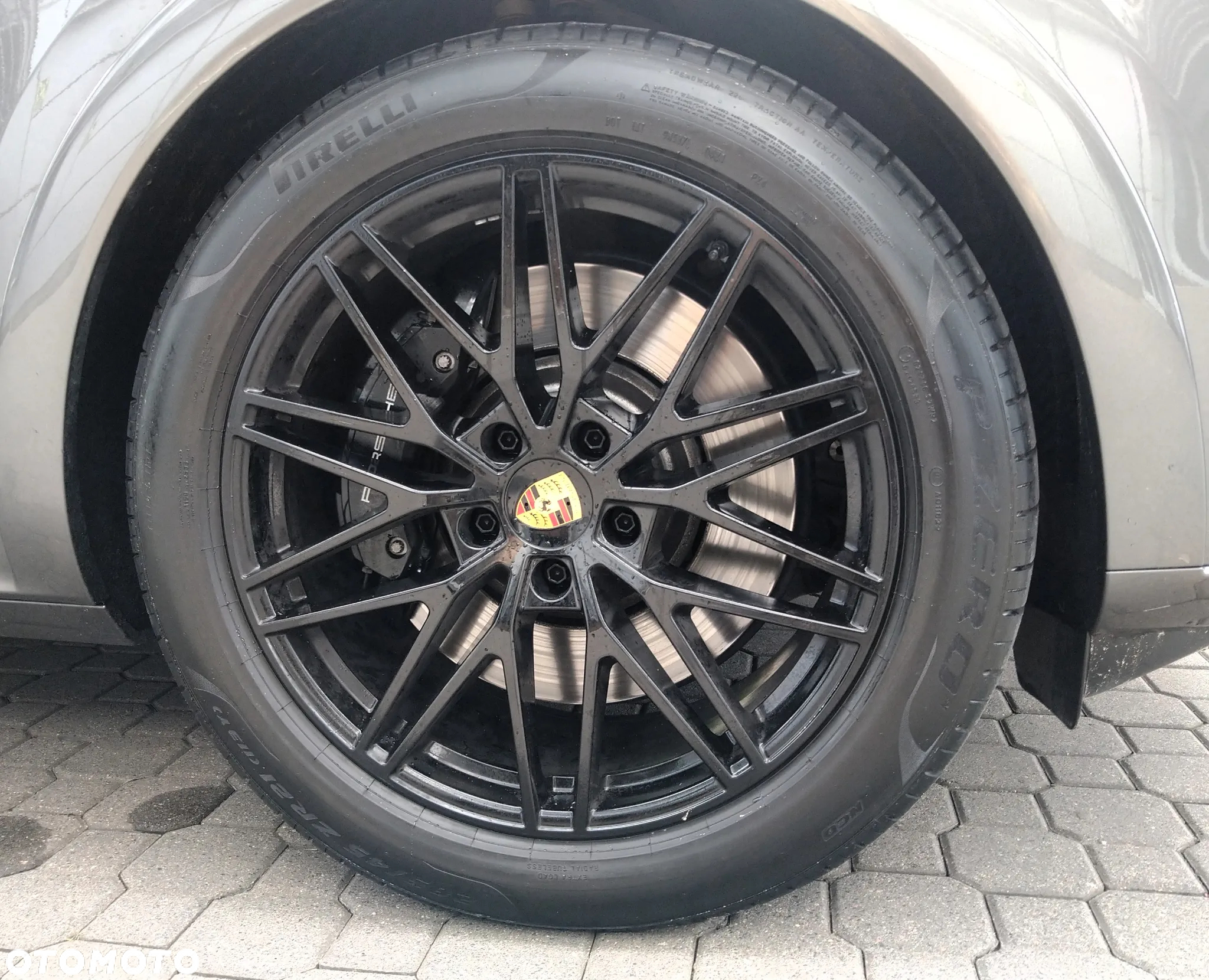 Porsche Cayenne Coupe GTS - 23