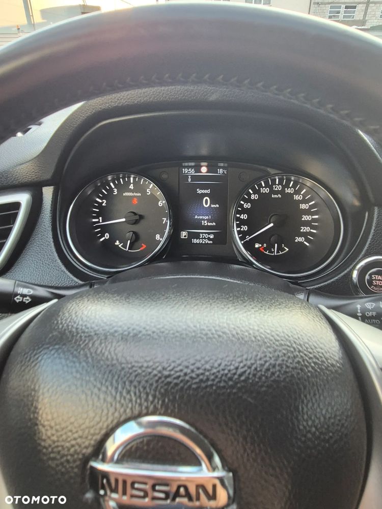 Nissan Qashqai - 16