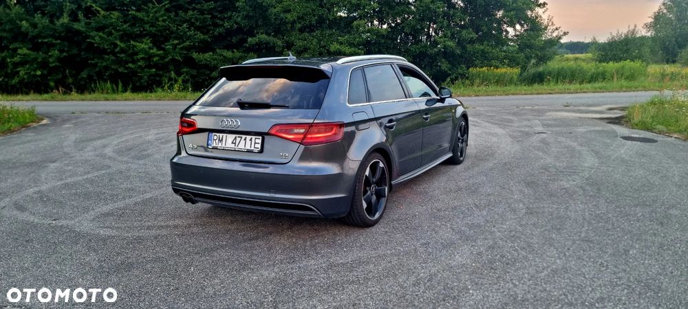 Audi A3 Sportback - 4