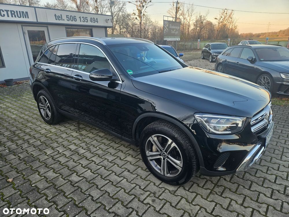 Mercedes-Benz GLC 300 e 4-Matic - 4