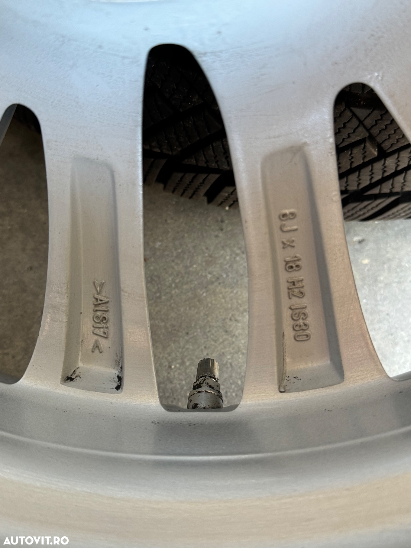 Vând jante originale BMW G30 520xdrive pe 18” cu anvelope de iarnă ca noi - 13