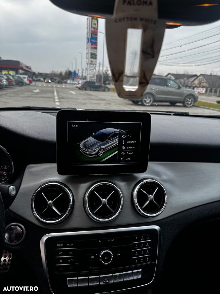 Mercedes-Benz CLA 220 d 4MATIC Aut. - 17