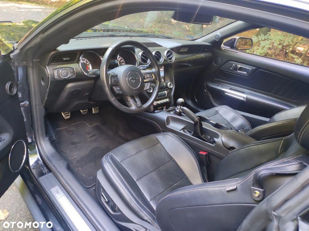 Ford Mustang 5.0 V8 GT - 16