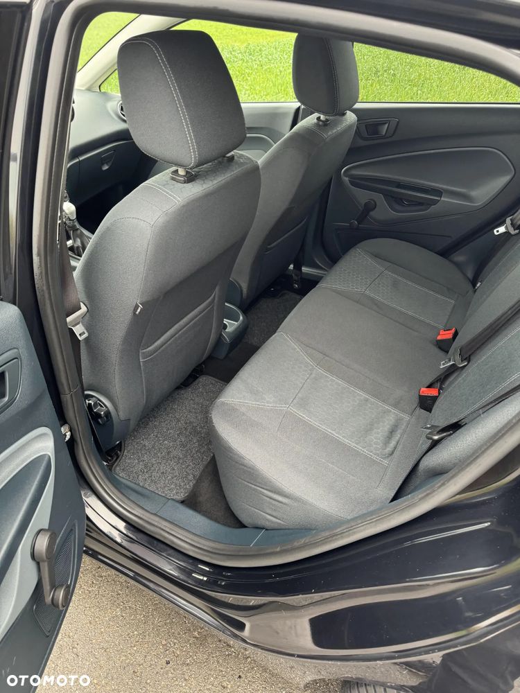 Ford Fiesta 1.4 Trend - 13