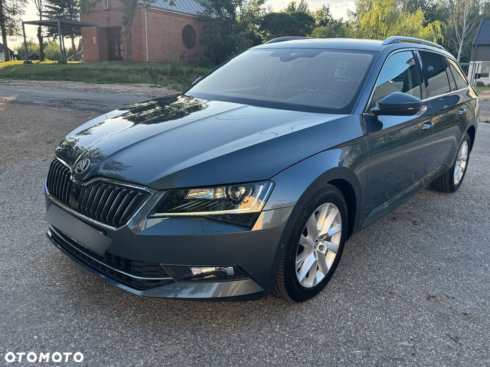 Skoda Superb 1.6 TDI DSG Ambition - 8