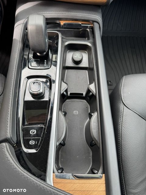 Volvo XC 90 - 13