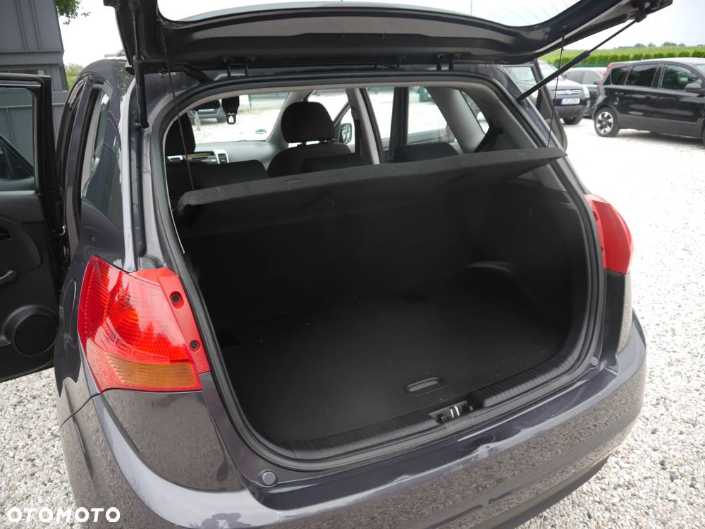 Kia Venga 1.4 CVVT Vision - 20