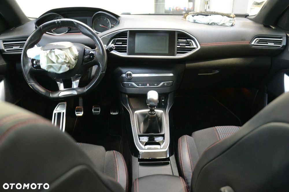 Peugeot 308 - 12