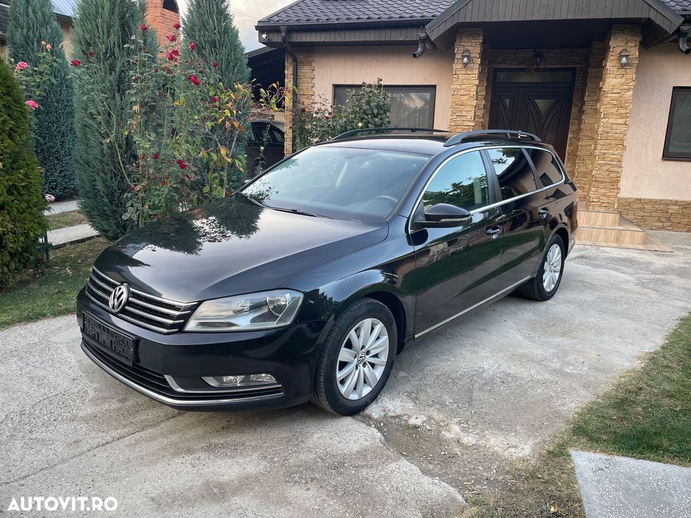 Volkswagen Passat - 1