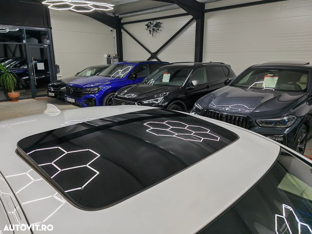 BMW Seria 7 740d xDrive - 33