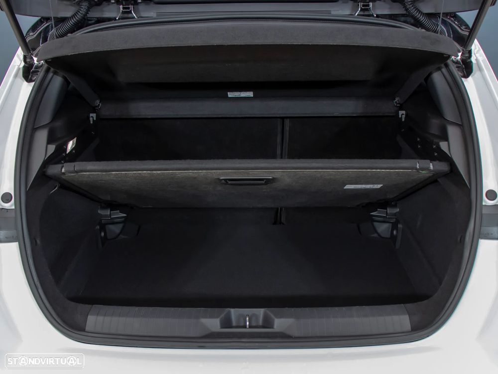 Opel Astra 1.2 T GS Aut. - 8