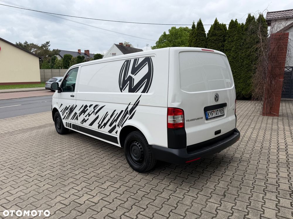 Volkswagen Transporter - 5