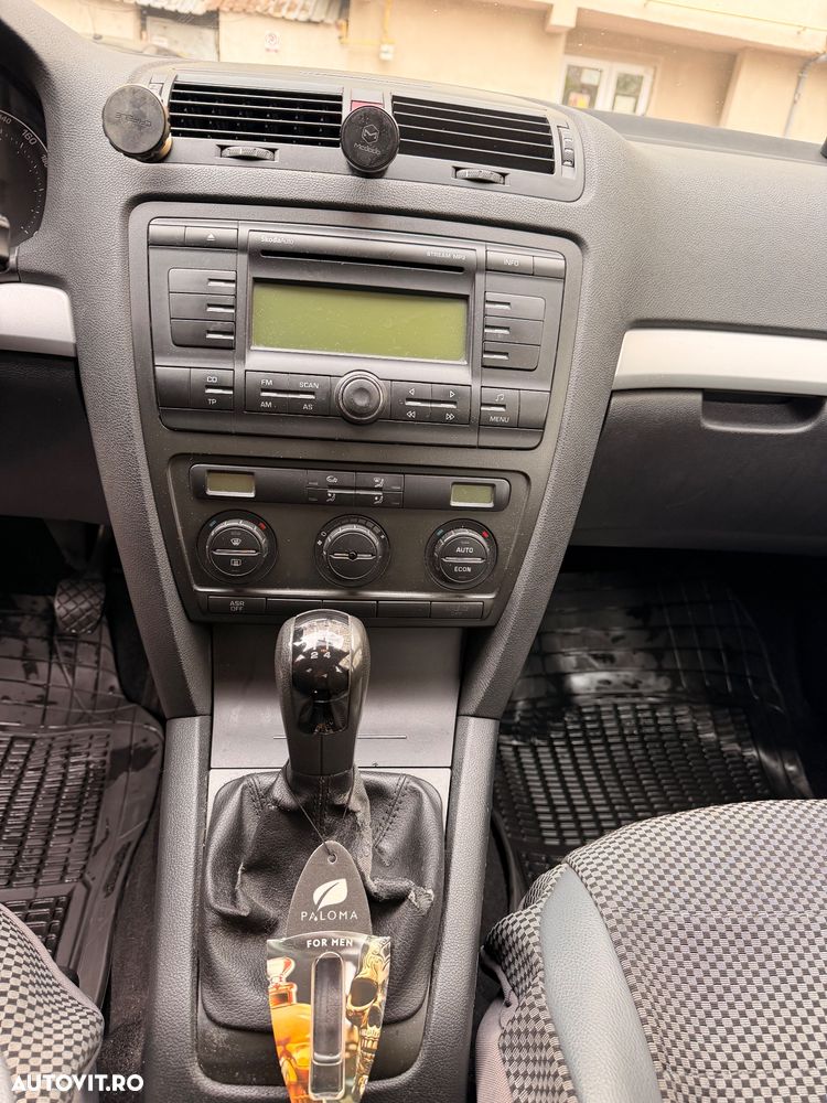 Skoda Octavia - 8