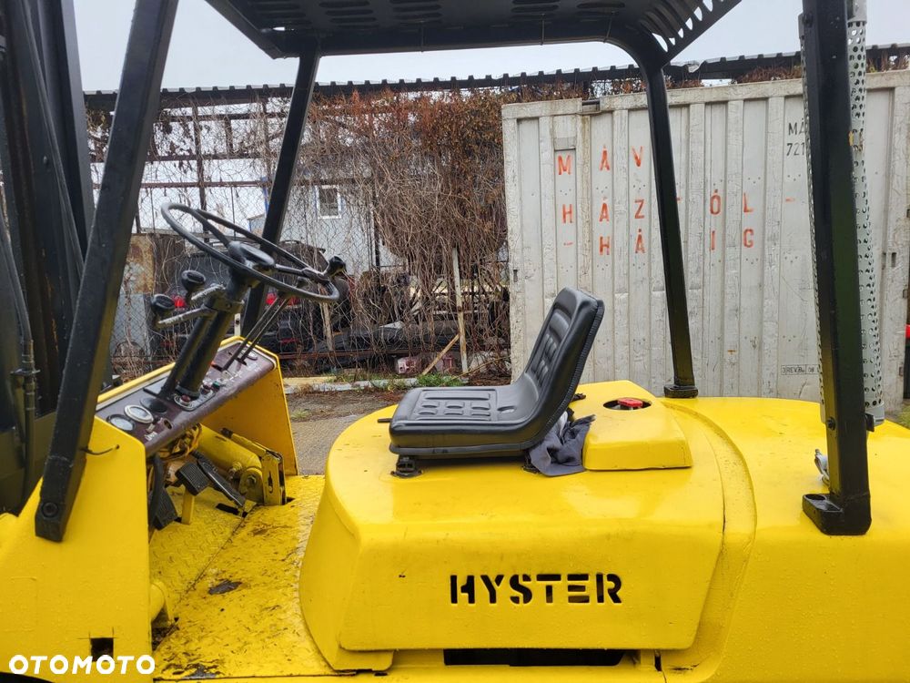 Hyster - 10