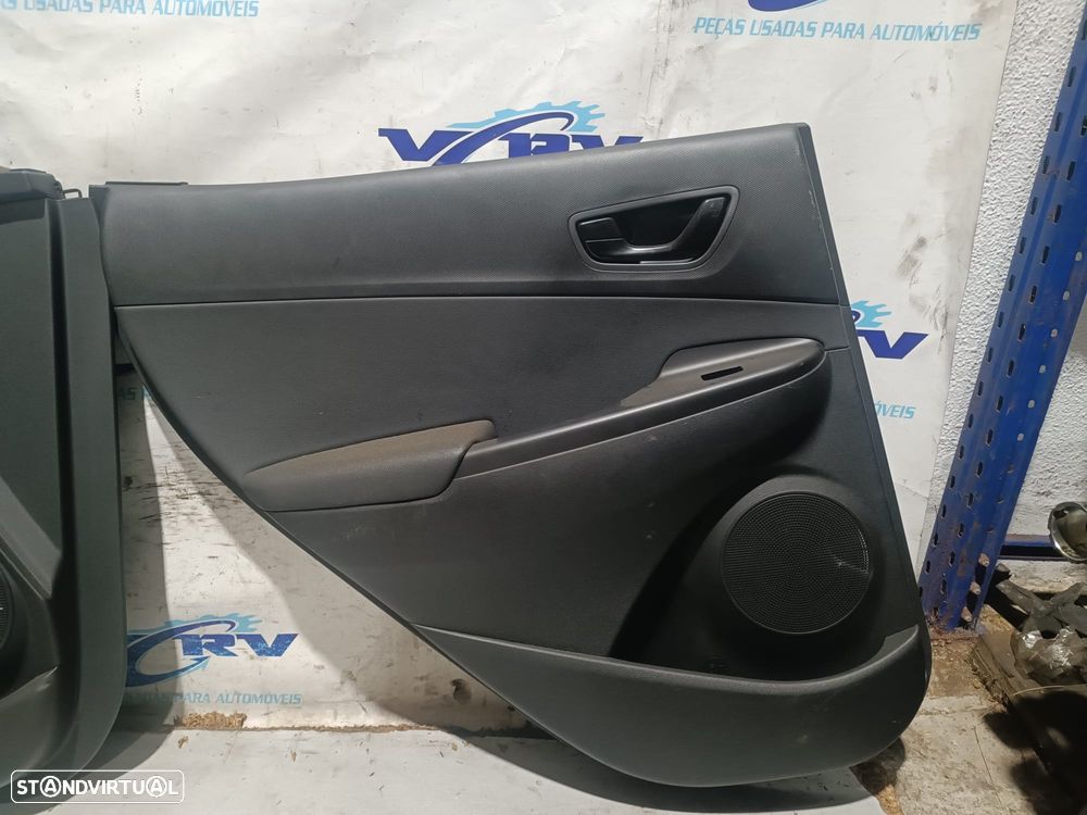 Conjunto de Bancos Hyundai Kauai - 13