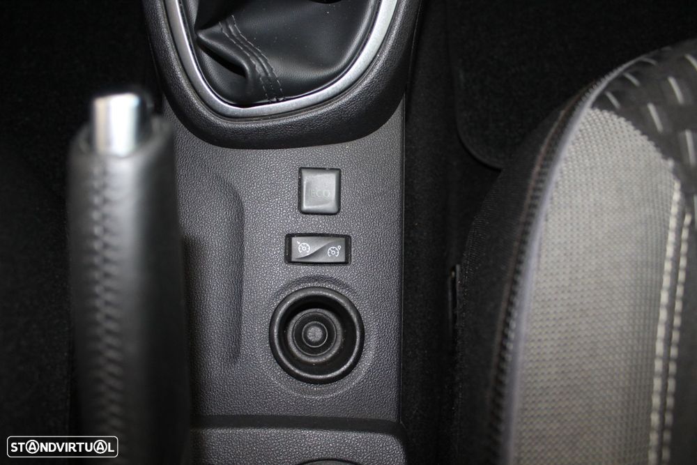 Renault Captur 0.9 TCE Exclusive XMOD - 37