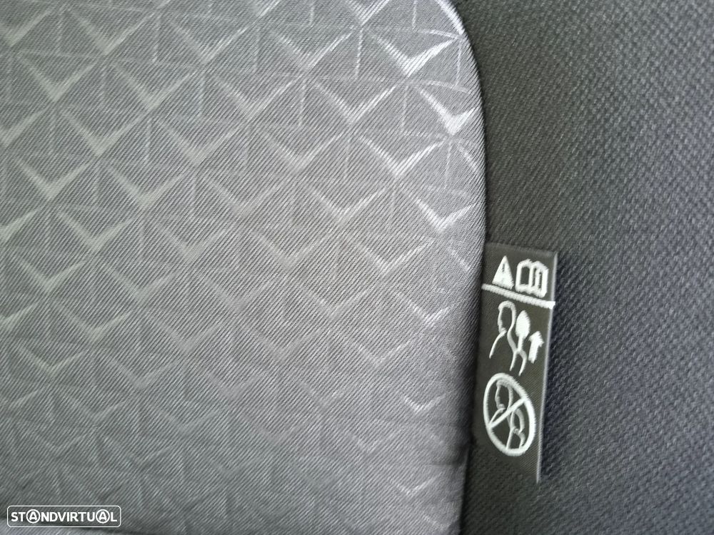 Nissan Juke 1.0 DIG-T N-Design C.Two Tone S.DCT - 29