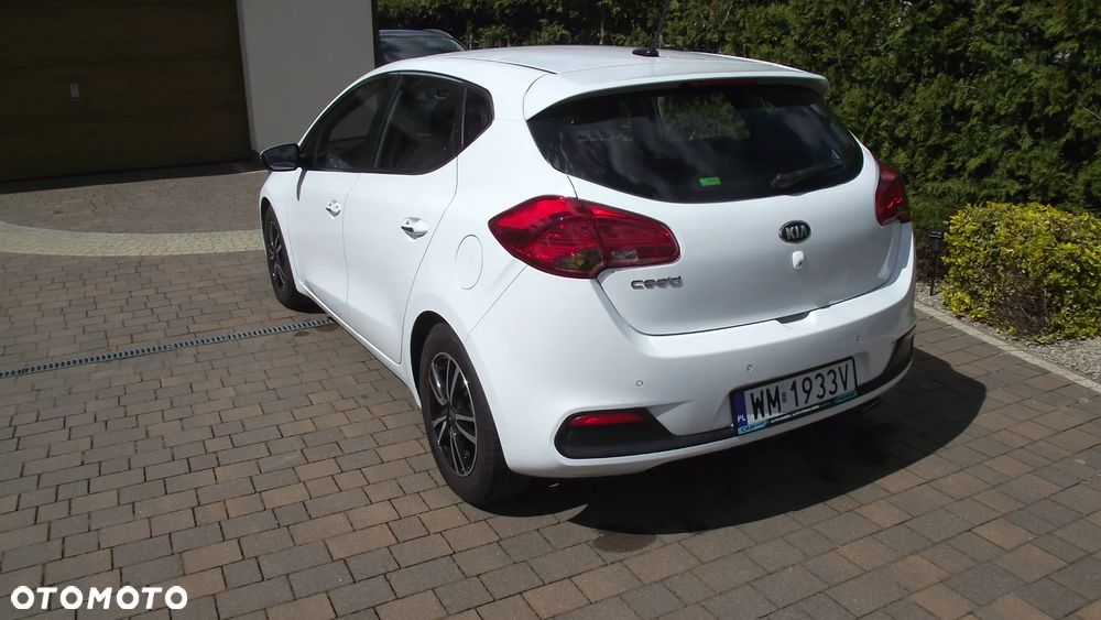 Kia Ceed 1.6 GDI Platinum Edition - 5