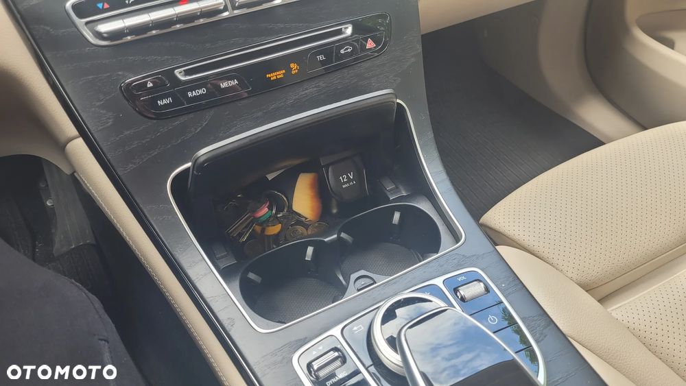 Mercedes-Benz GLC 220 d 4-Matic - 23