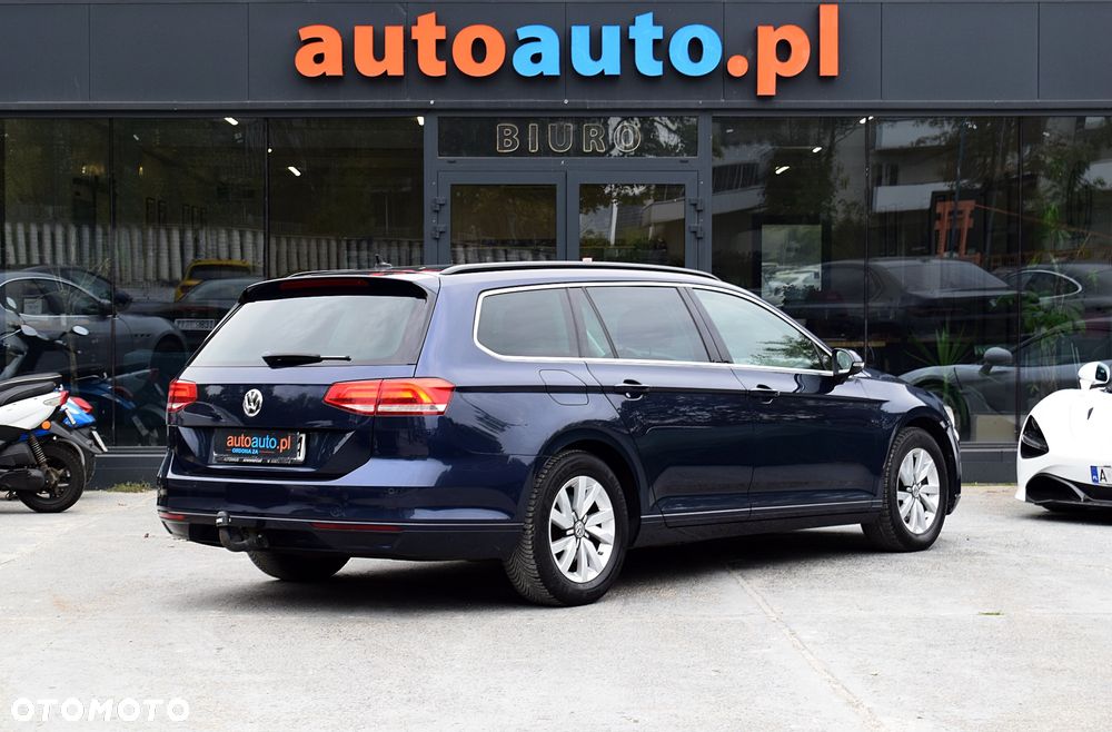 Volkswagen Passat - 23