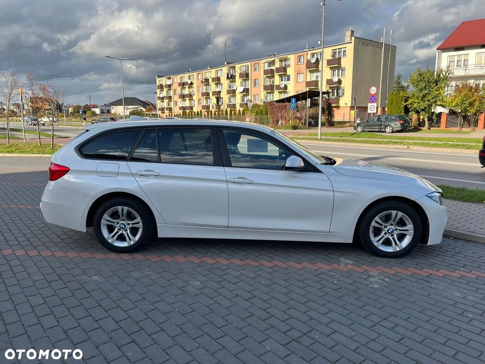 BMW Seria 3 318d - 4