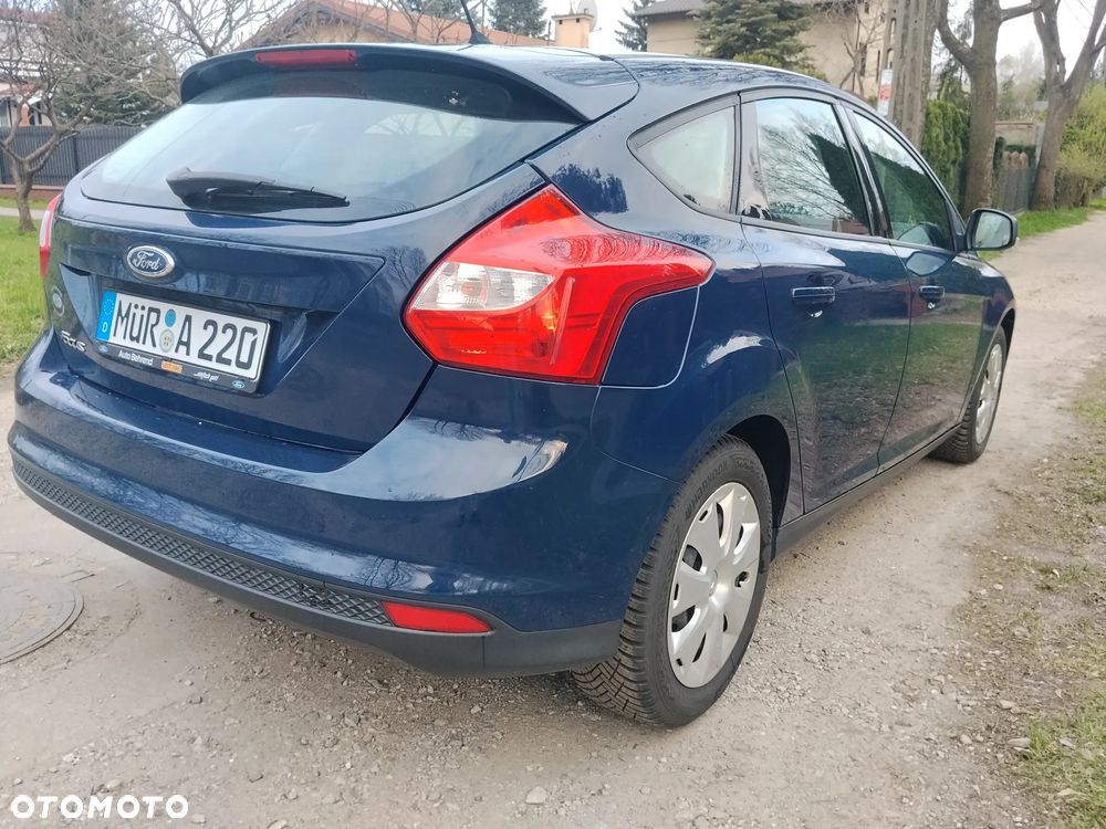 Ford Focus - 8