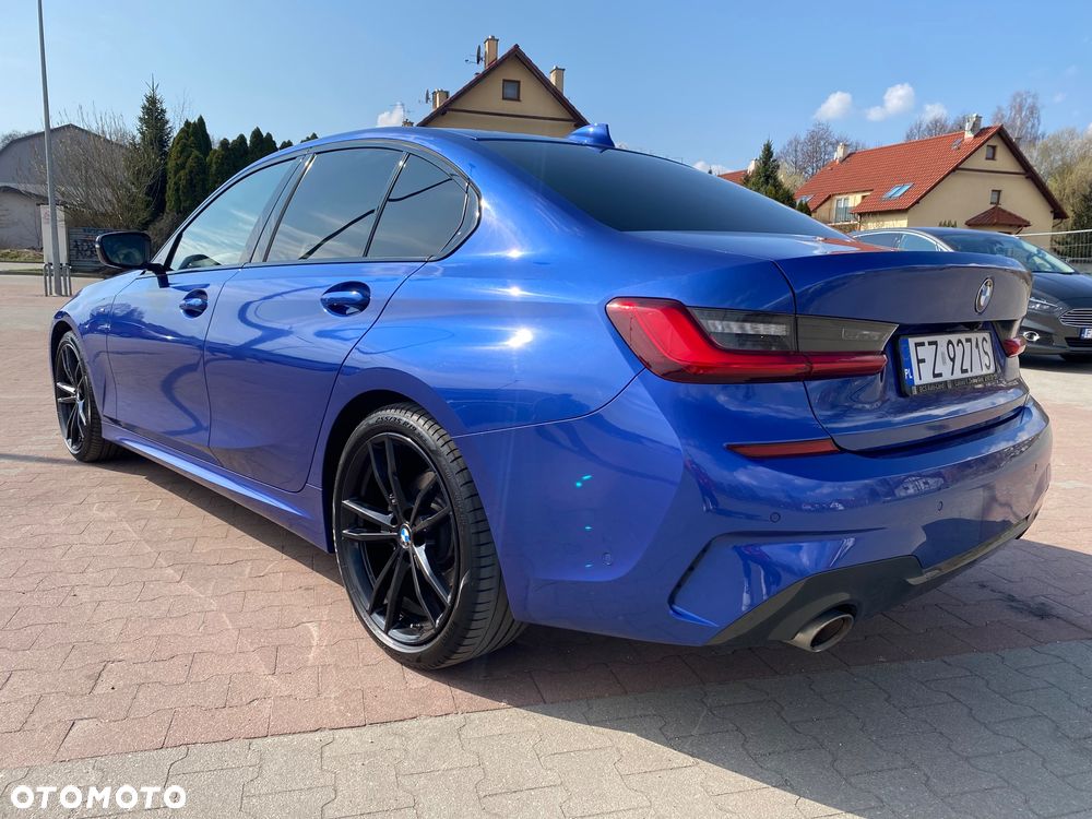 BMW Seria 3 320i M Sport - 4