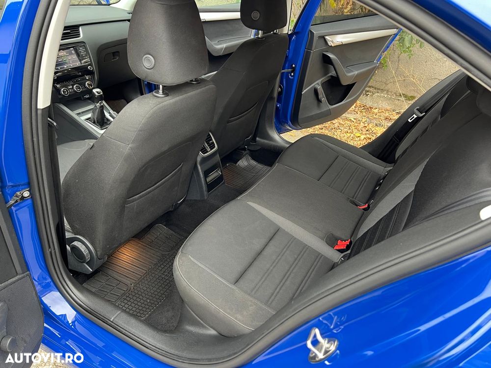 Skoda Octavia 1.6 TDI Ambition - 16