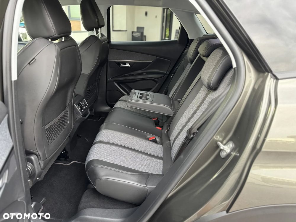 Peugeot 3008 BlueHDi 130 Stop & Start EAT8 Allure - 35