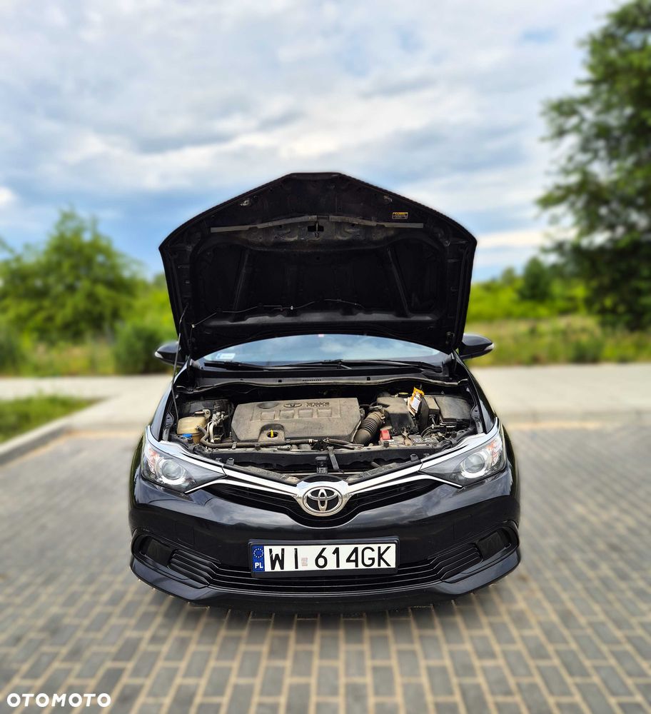 Toyota Auris - 7