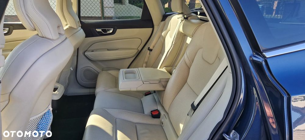 Volvo XC 60 D4 Inscription - 26