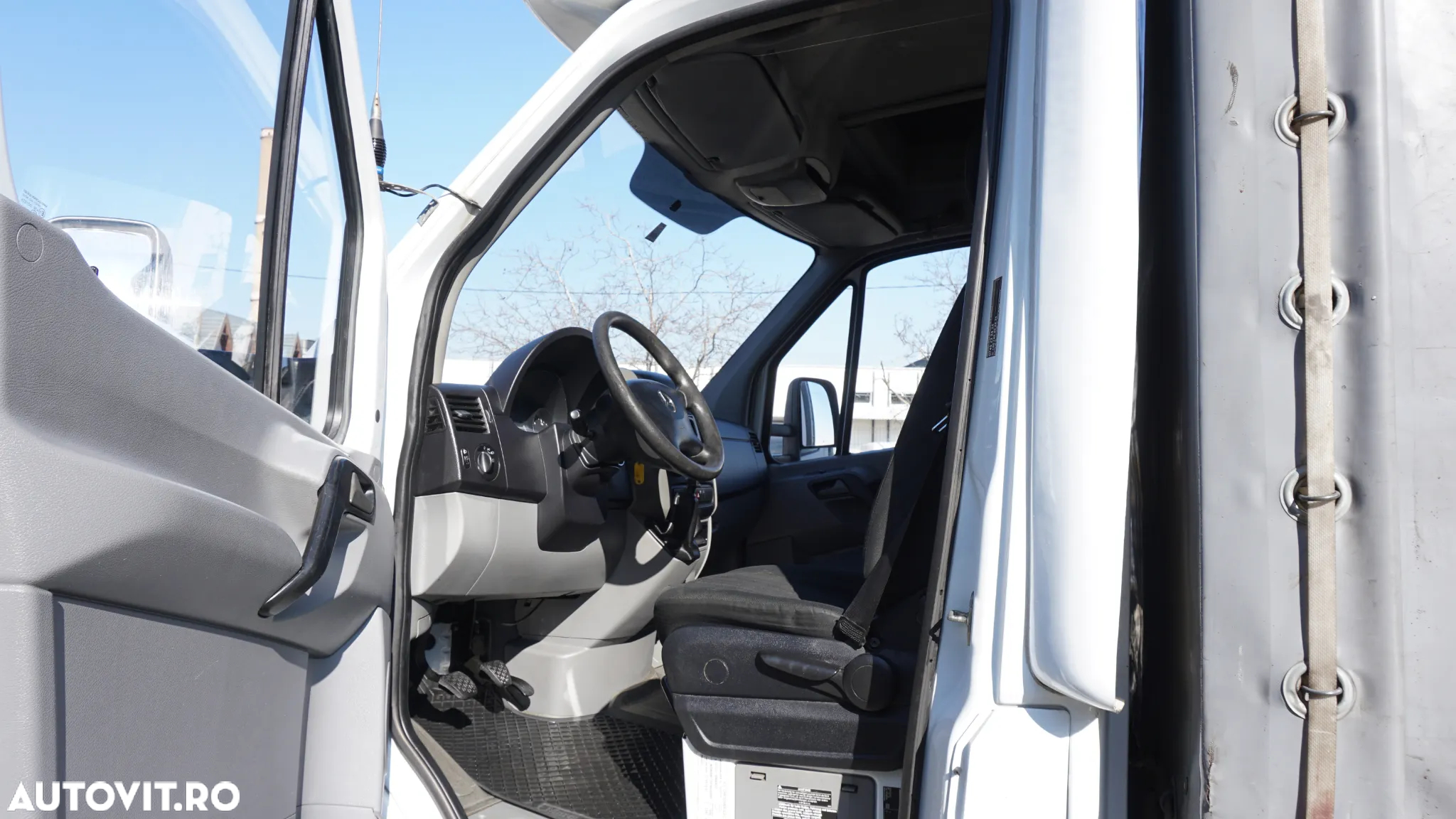 Mercedes-Benz Sprinter - 9