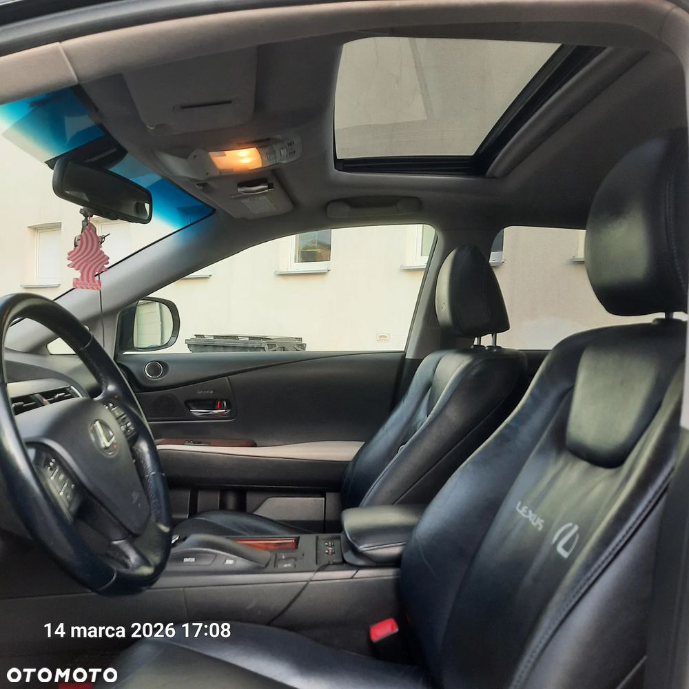 Lexus RX - 25