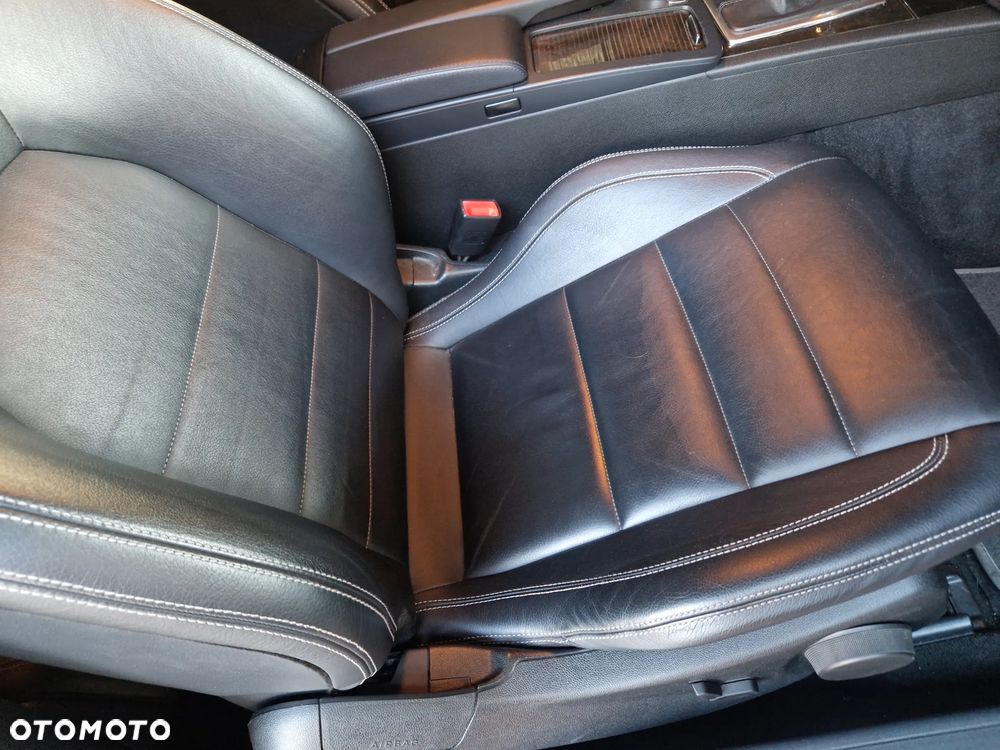 Mercedes-Benz Klasa E 250 CGI BlueEFFICIENCY Automatik Avantgarde - 22