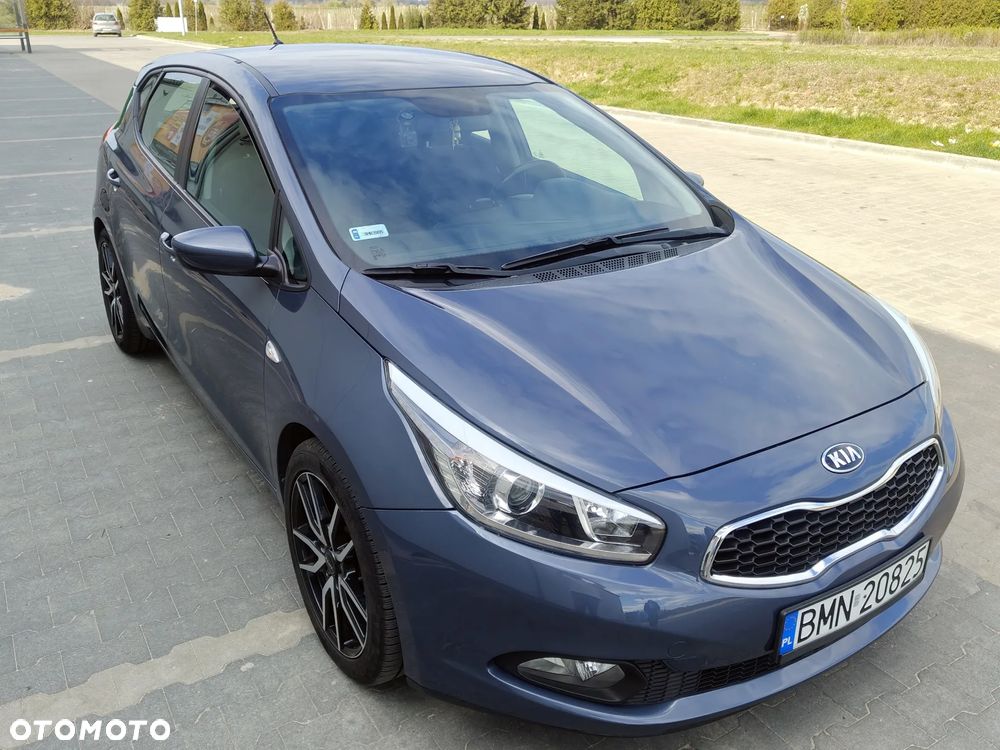 Kia Ceed 1.6 GDI Smart Plus - 3