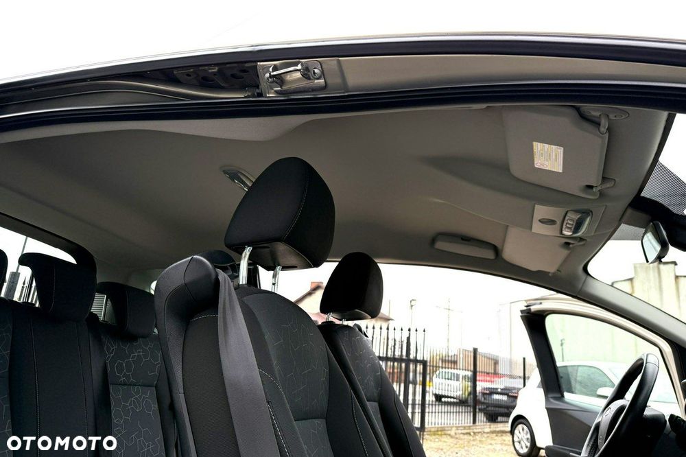 Ford B-MAX 1.0 EcoBoost SYNC Edition - 25