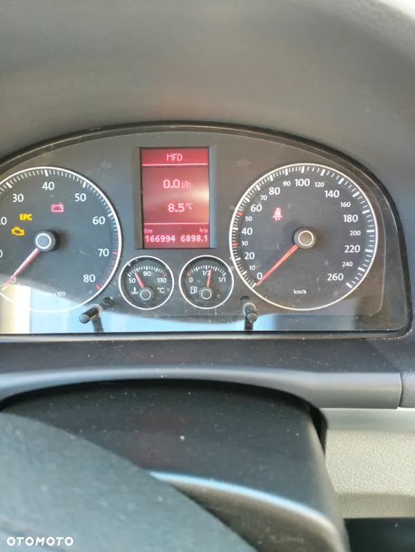 Volkswagen Touran 1.4 TSI Conceptline - 13