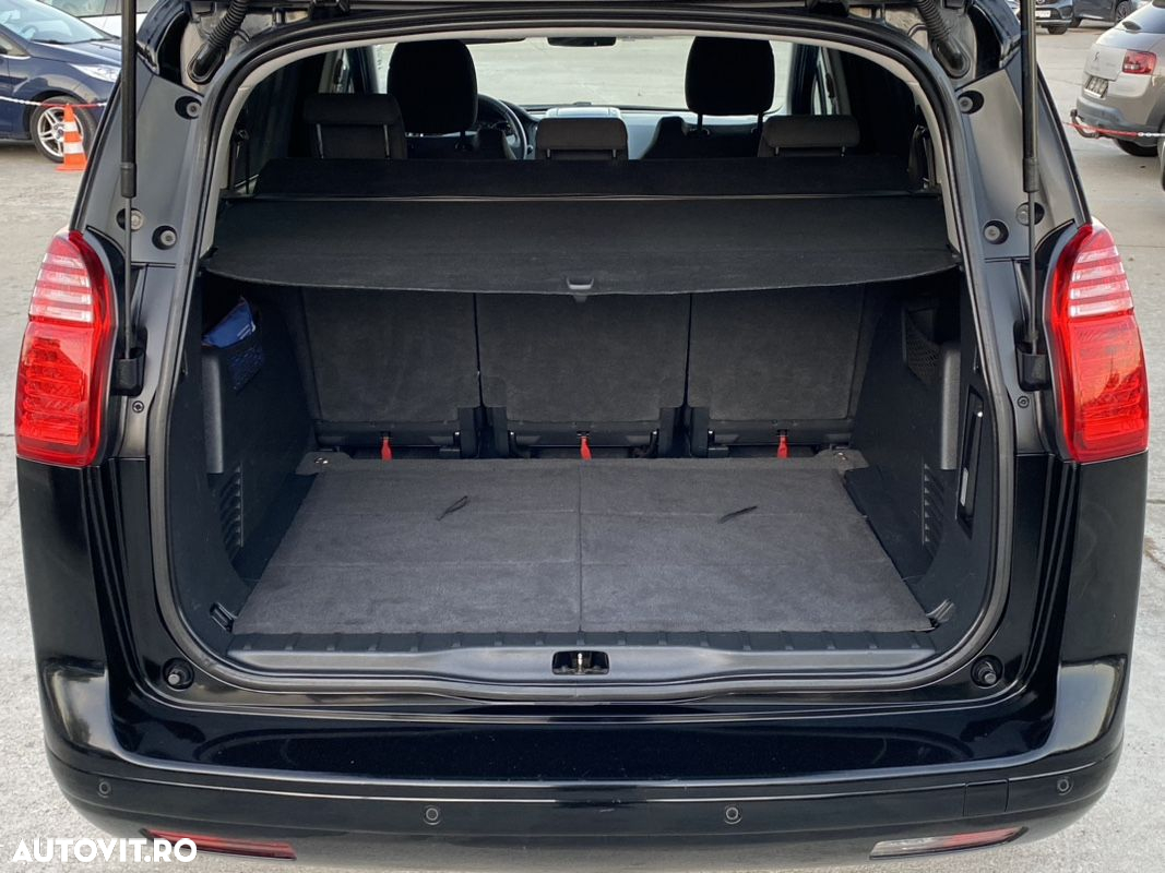 Peugeot 5008 HDI 115 Active - 15