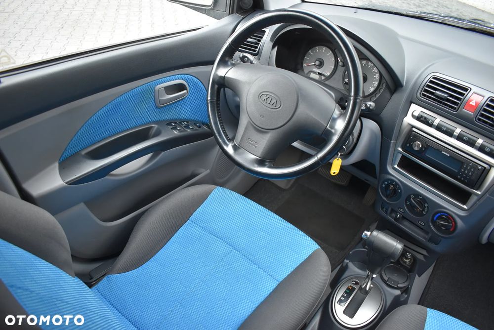 Kia Picanto - 10