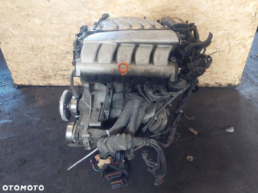 SILNIK BENZYNOWY VOLKSWAGEN PASSAT B5 2.3 VR5 AZX ID: 240182 - 5