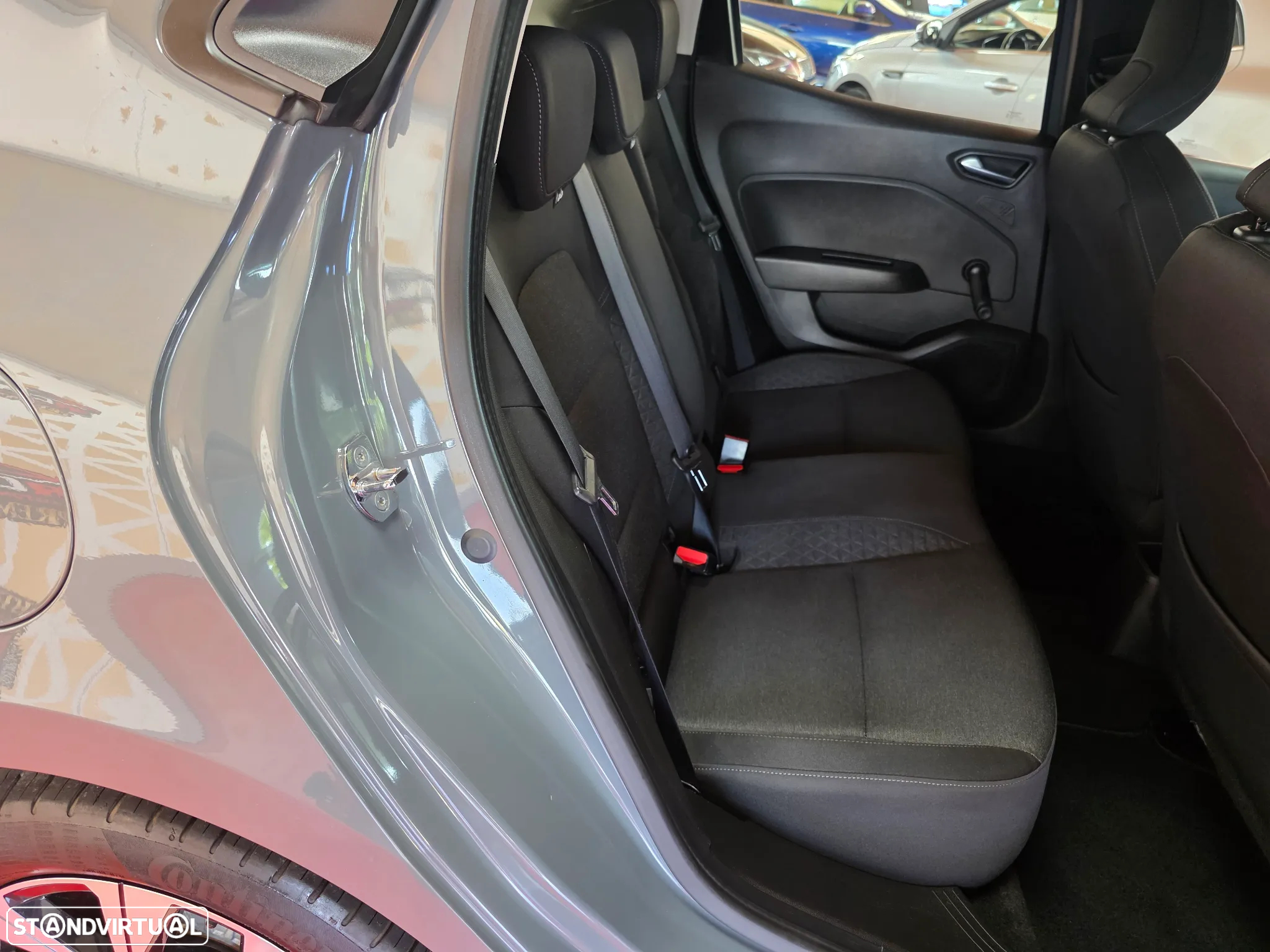 Renault Clio Energy dCi 110 Start & Stop INTENS - 35