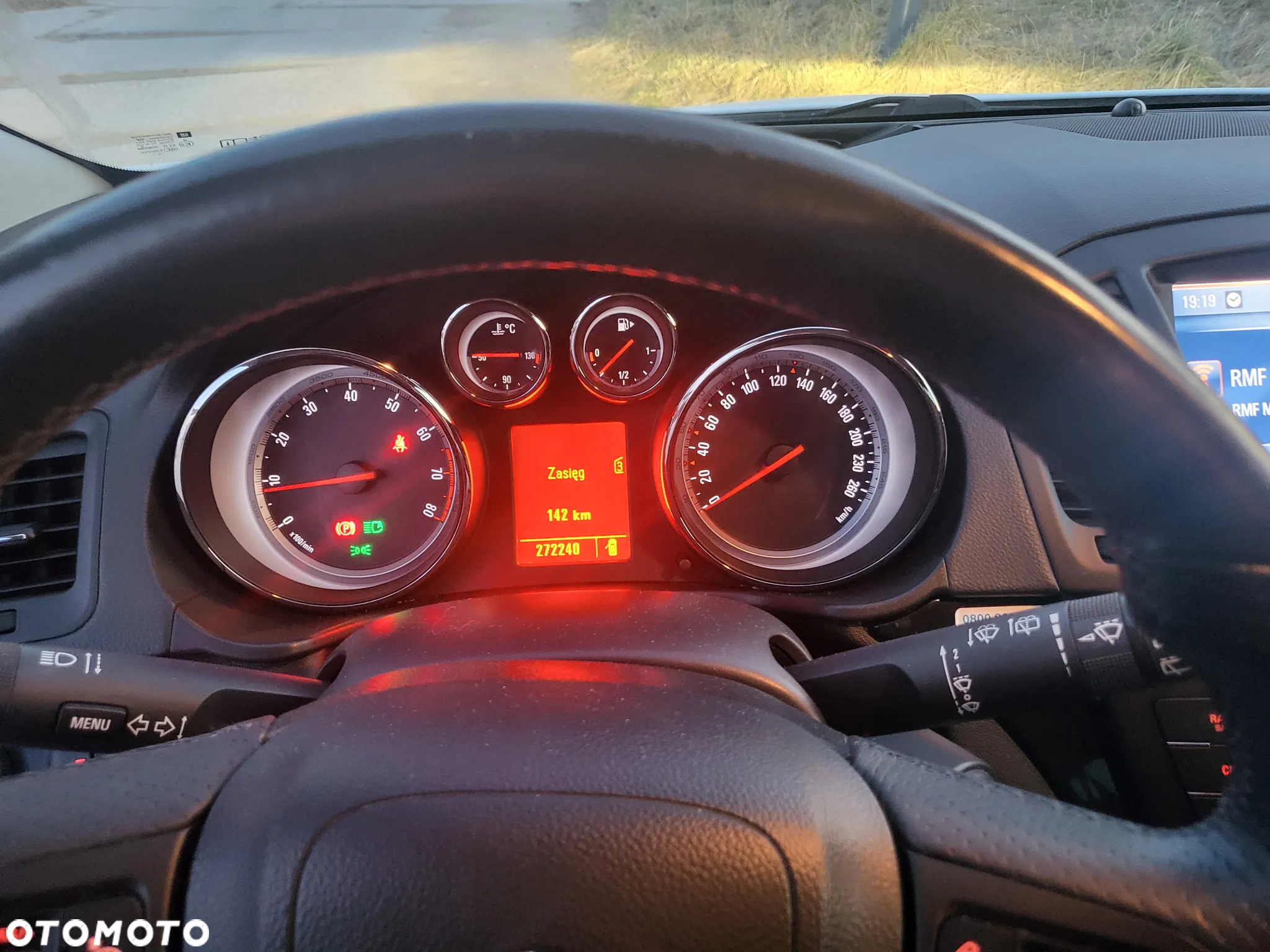 Opel Insignia - 11